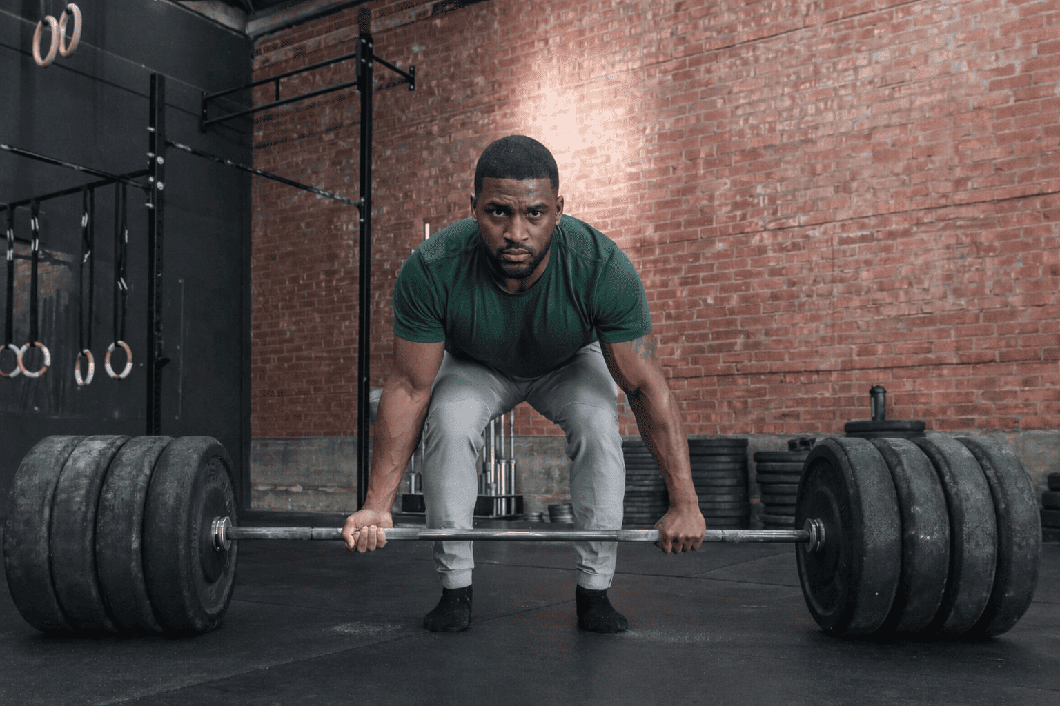 8 Romanian Deadlift Cues That Protect Your Back and Light Up Your Hamstrings