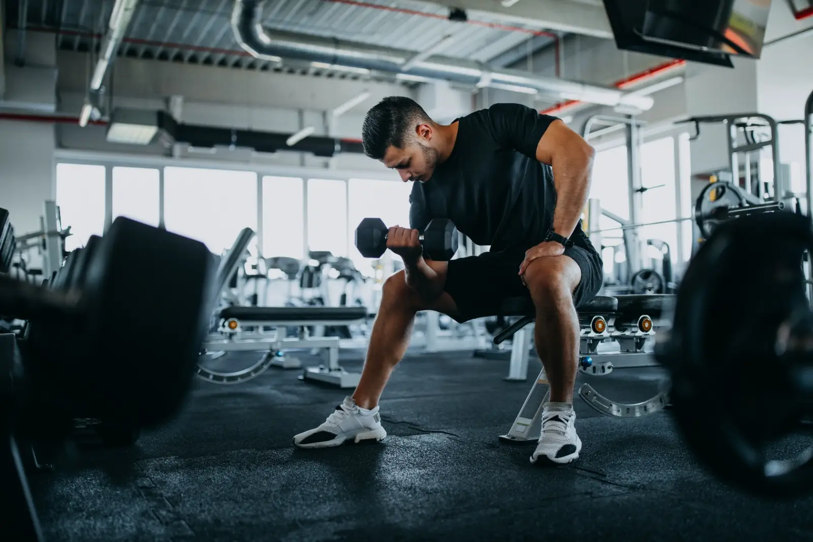 7 Small Gym Habits That Quietly Change Your Body