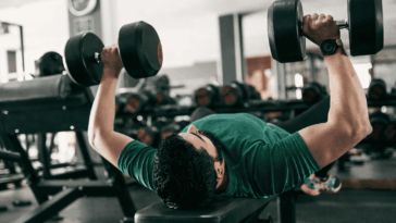 12 Dumbbell Workouts That Feel Simple but Deliver